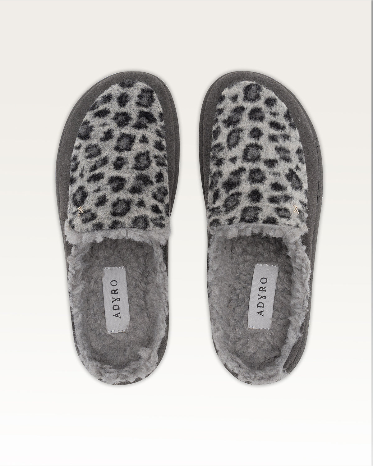 CHALET (CLFCRG302) - Carbon Grey NS