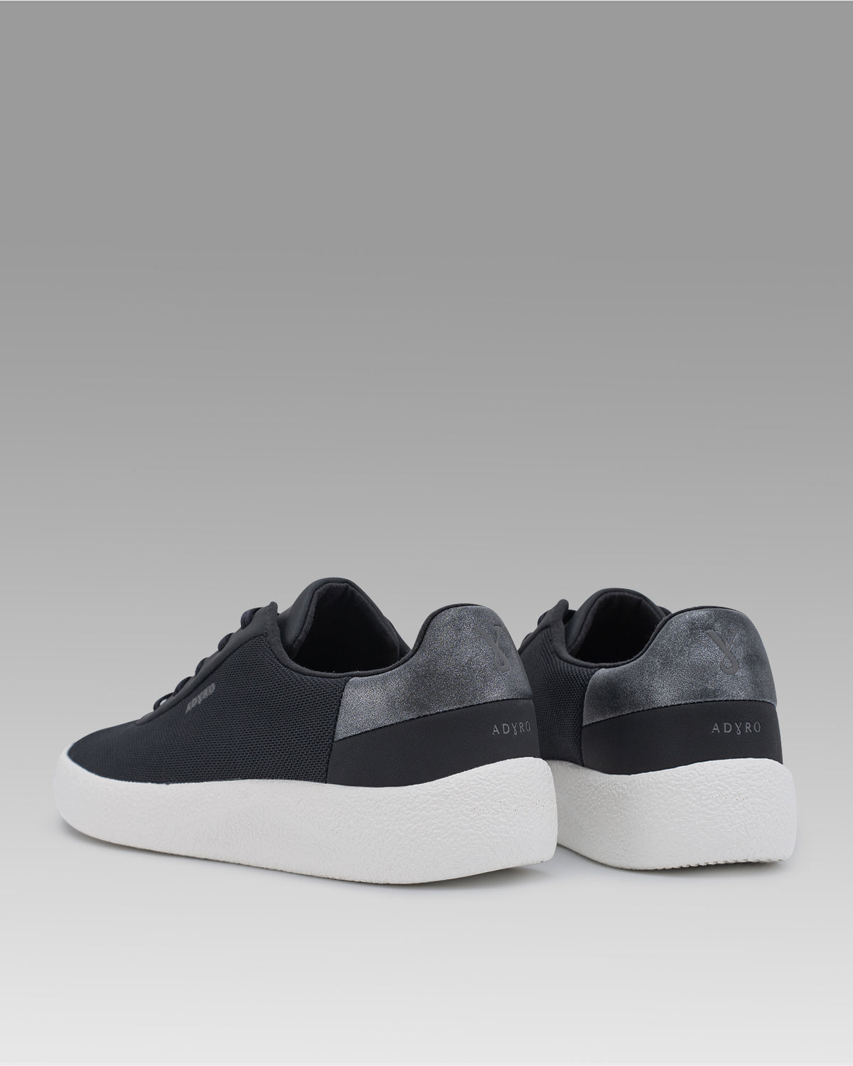 PRIMA (PARVN103) - Raven Black