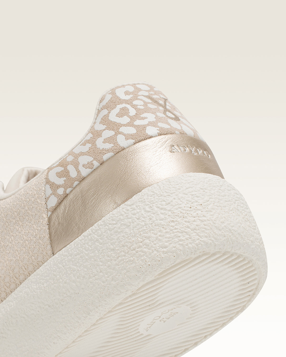 PRIMA (PAFALM101) - Almond Beige