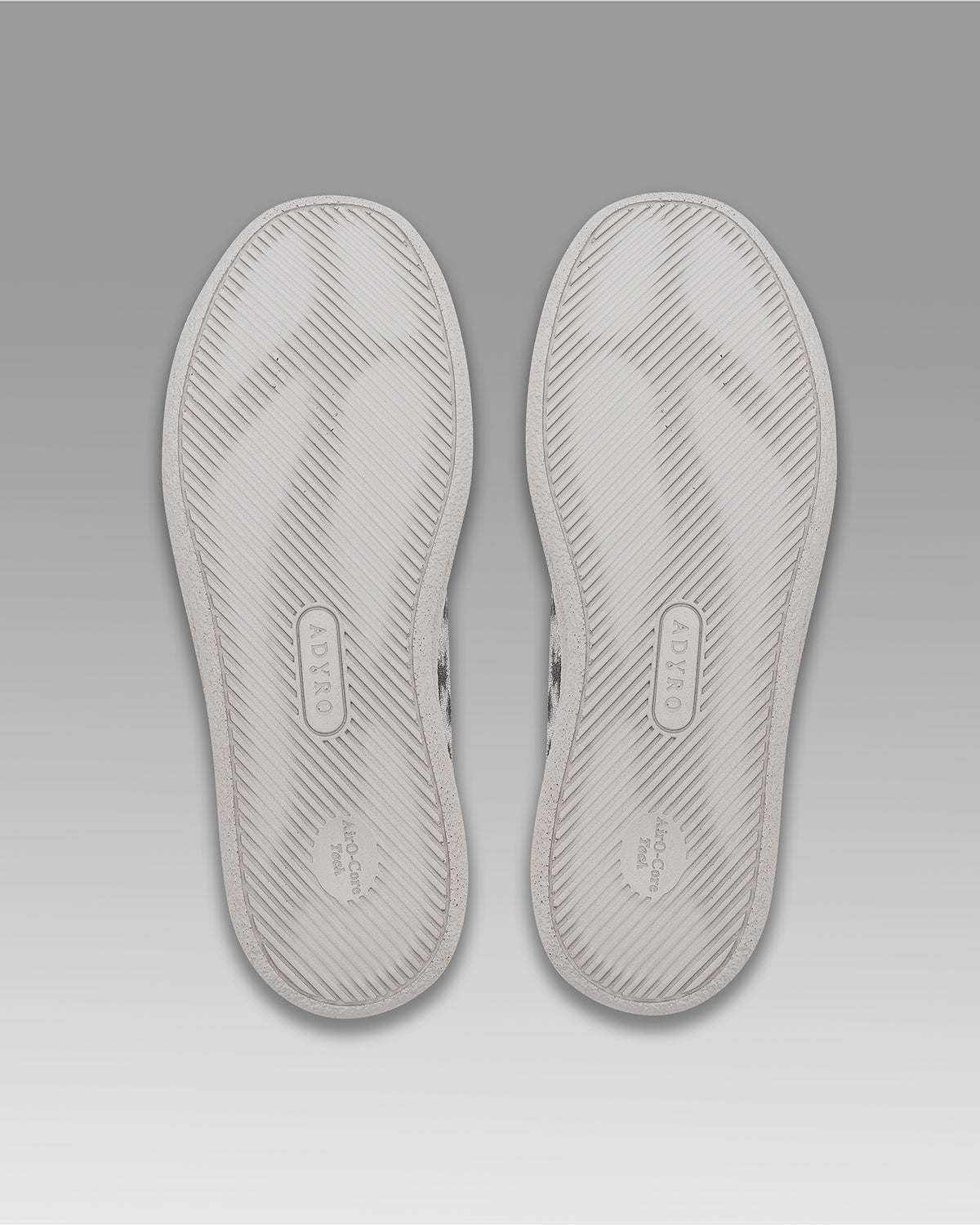 LELA (LEFOCB101) - Onyx Cheetah Black