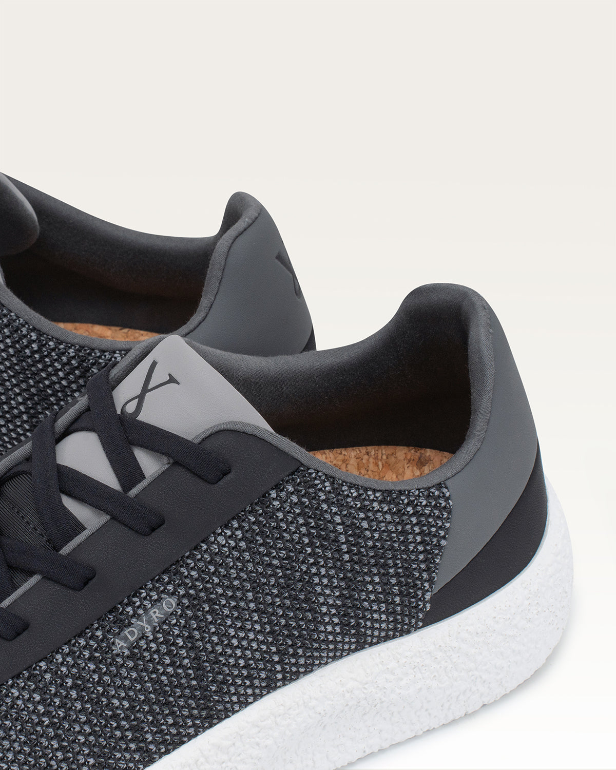 PRIMO (PRMORB103) - Orbit Black